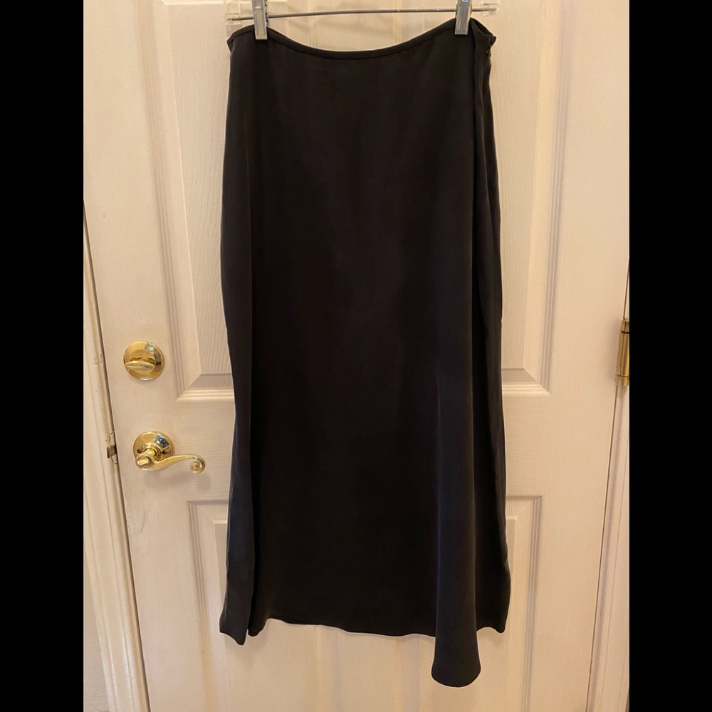 JNY 100% silk medium weight skirt charcoal 12
